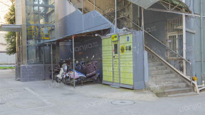 残联机关生活区外景图