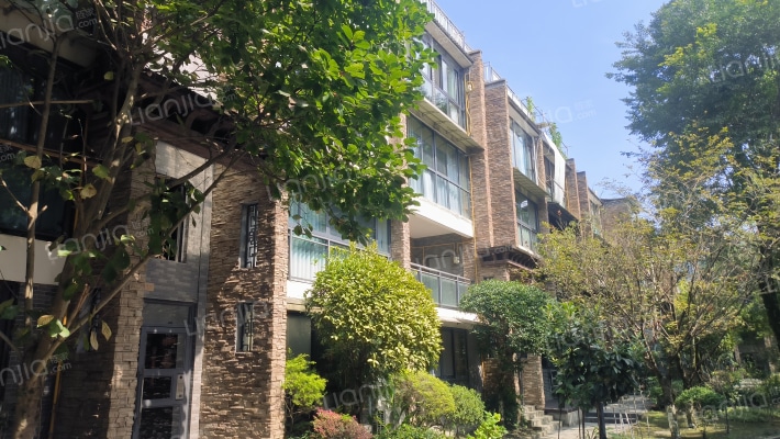 青城神韵栖麓外景图