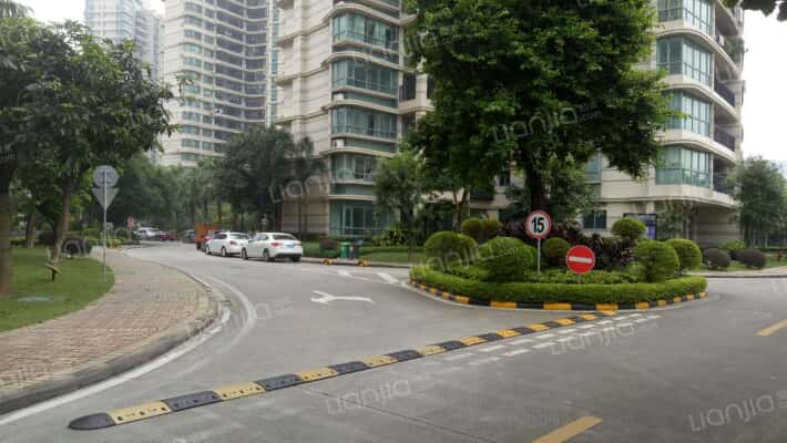 世纪新城一期B区外景图