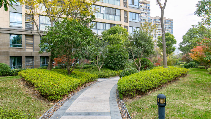 汇智湖畔家园外景图