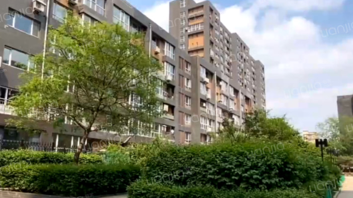 漾日华庭外景图