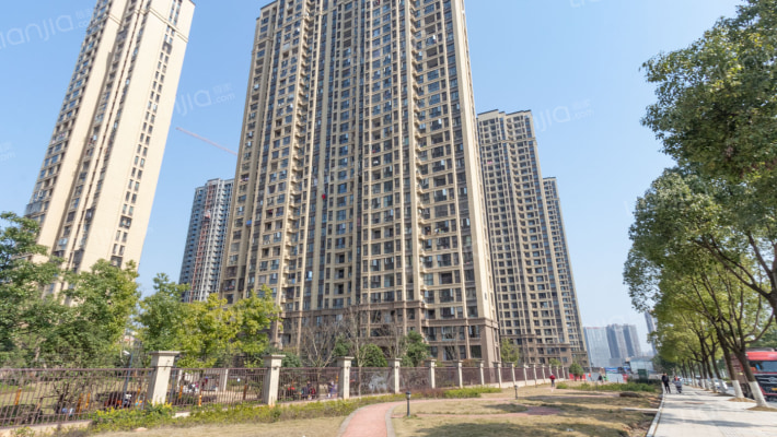 绿地新都会外景图