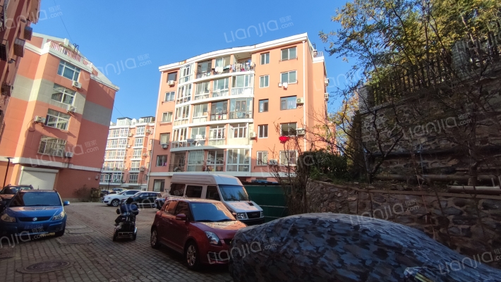 立新街小区外景图