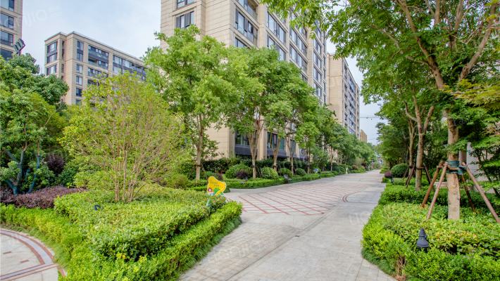 葛洲坝玉兰花园外景图