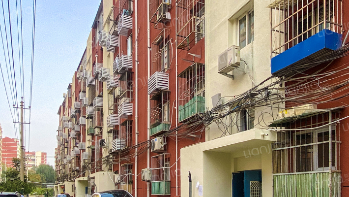 后白堆子外景图