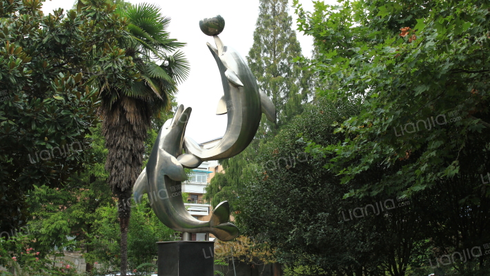 建邺村小区外景图