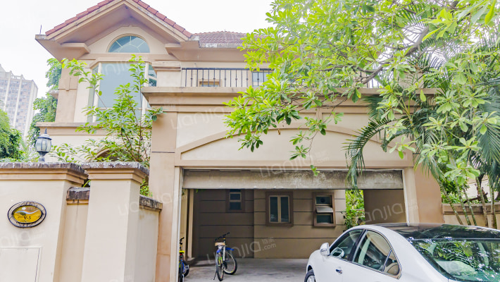 碧堤湾畔外景图