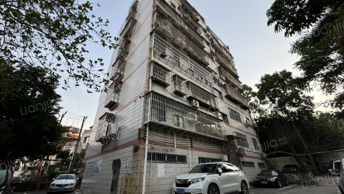 司法局宿舍楼外景图