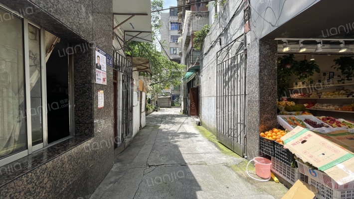 金仓路50号外景图