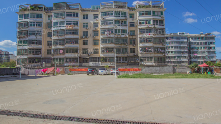 万湖村万坊安居小区外景图