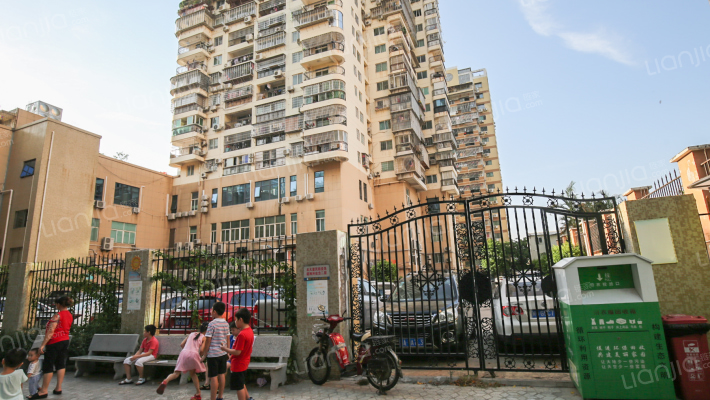 亿星大厦外景图