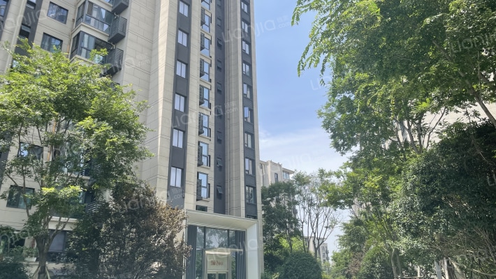 首开龙湖景粼玖序一期外景图