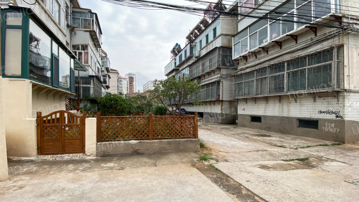 侨胞新村外景图