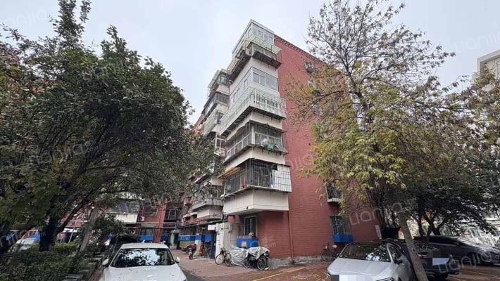 桃花园东里外景图