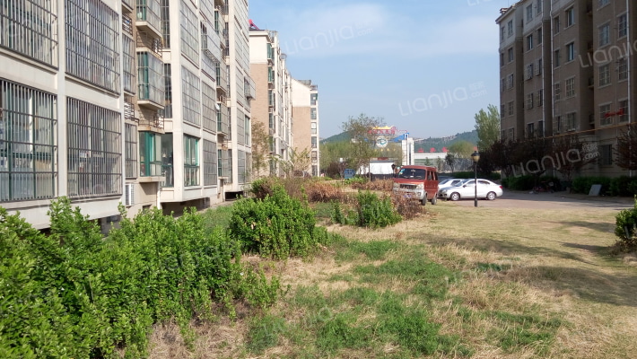 龙泉居住区成和苑外景图