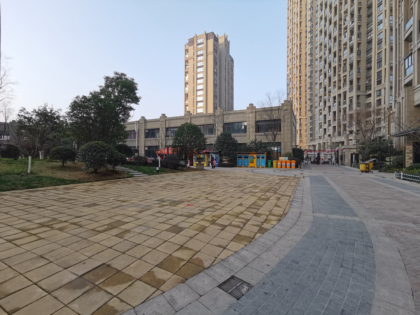 Lixiang Yintaicheng compound photo 5