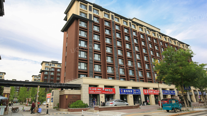 城建万科城外景图