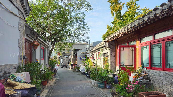 宫门口西岔外景图