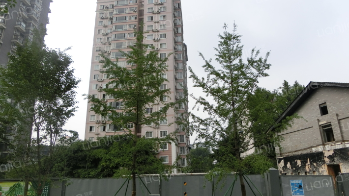 下同仁路126号外景图