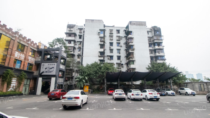 硝房沟右巷外景图