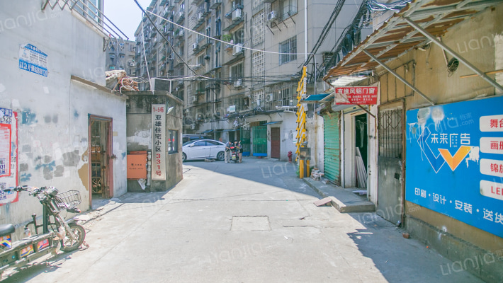 亚雄住宅小区外景图