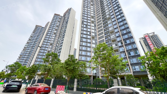 中铁阅江来外景图