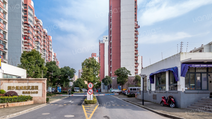 鹤沙航城航武嘉园航瑞路459弄外景图