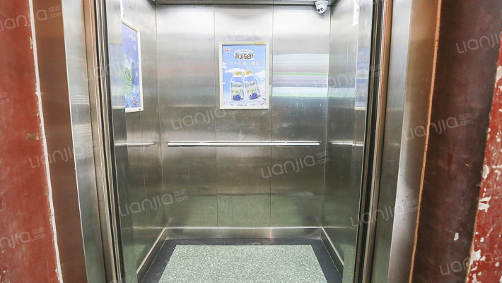 翔殷大楼外景图