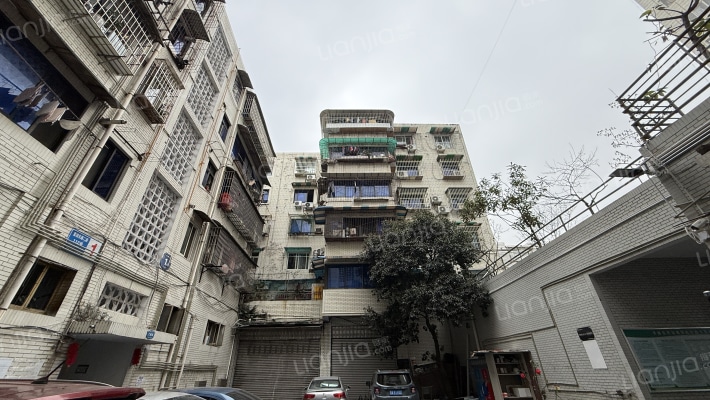 棠湖东路二段112号小区外景图