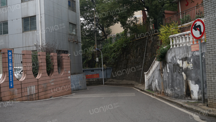 砂子塘小学宿舍外景图