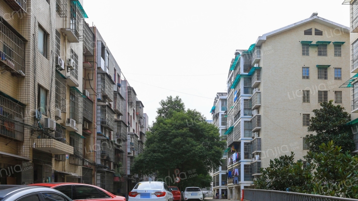 雄海花园外景图