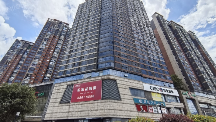 京武浪琴山外景图