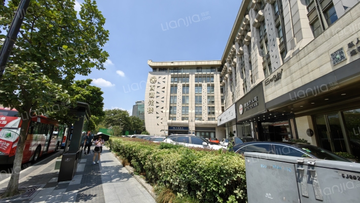 西湖铭楼外景图