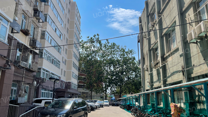 西便门外大街外景图