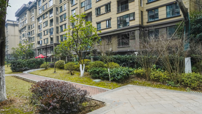 合能枫丹丽舍外景图