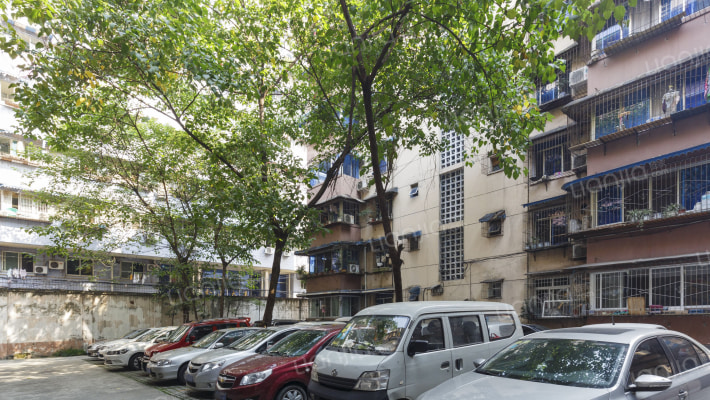 花牌坊公寓外景图