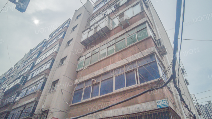 国基公司家属院外景图