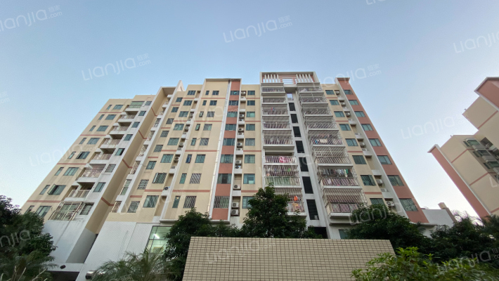 高明和富家园外景图