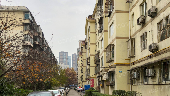 培华小区外景图