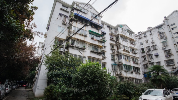 白玉兰公寓外景图