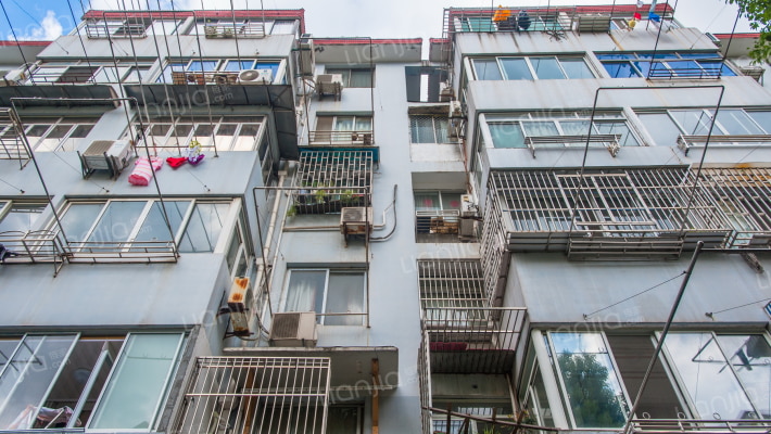 芳华路673弄外景图