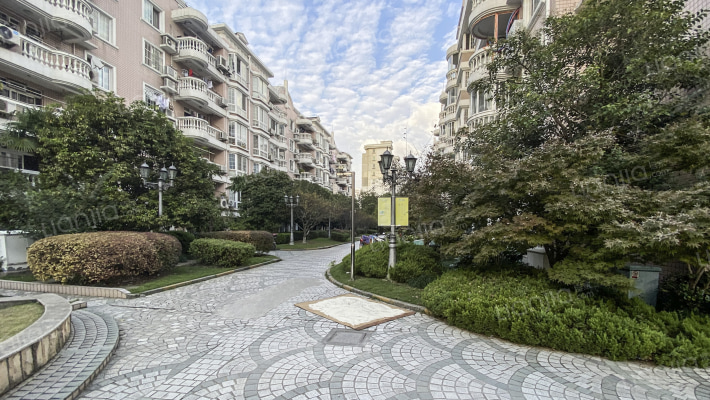 东苑锦都花园外景图