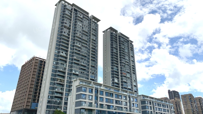 福清金辉东方云著外景图