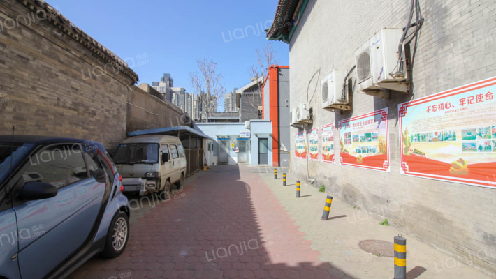 鼓楼东街外景图