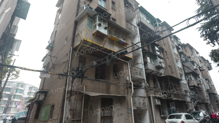 桥机社区外景图