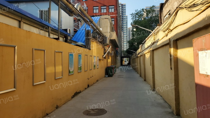 艺校宿舍外景图