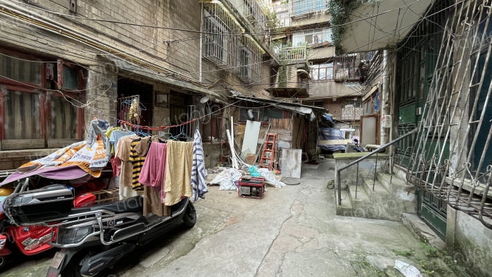 鸿雁巷6号外景图