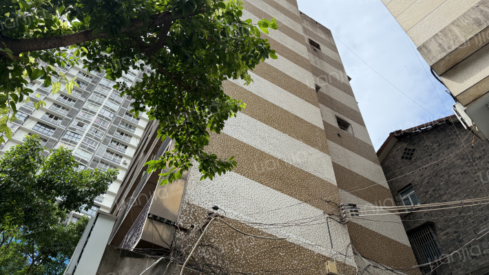 复兴路坡外景图