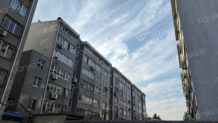 龙腾小区西区外景图