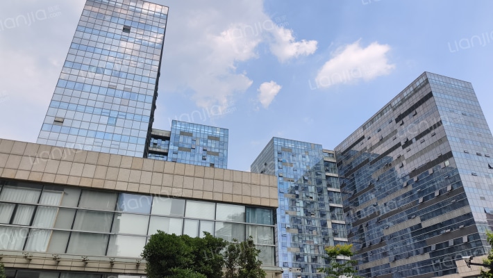 他她公馆外景图